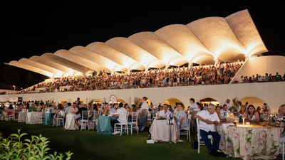 Música, gastronomía y carreras: así se viven las 'Noches del hipódromo' en verano