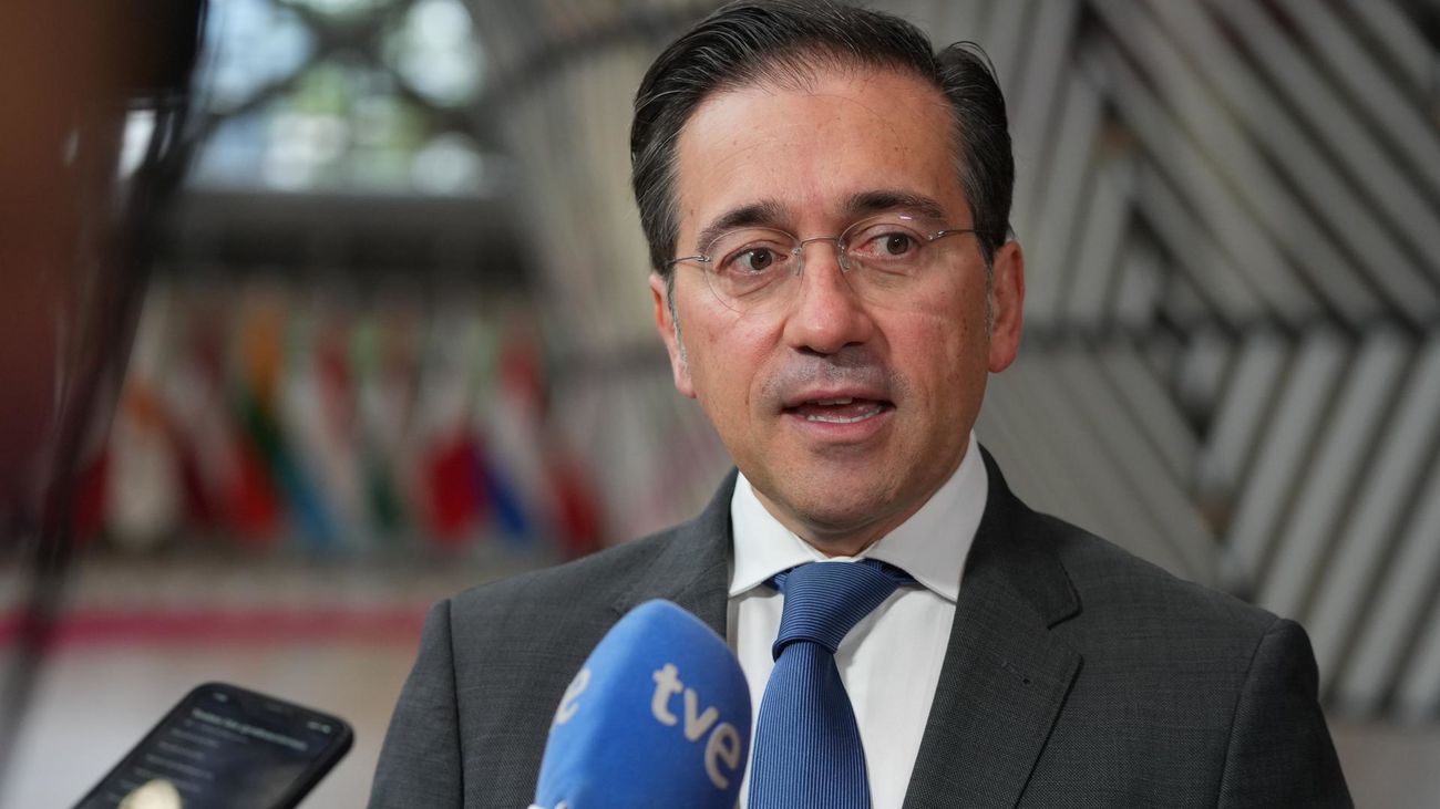 Albares defiende la liberación inmediata de los españoles retenidos por Israel: "No se les debe acusar de nada"