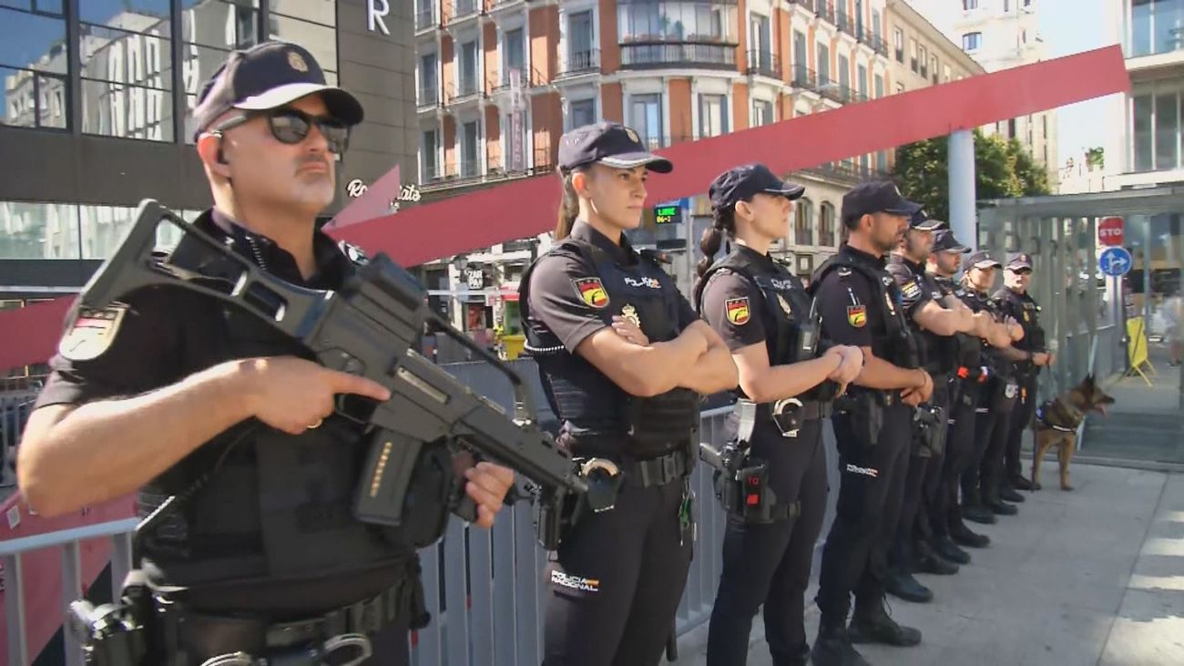 La Policía Nacional desplegará cerca de 3.000 efectivos para garantizar la seguridad durante el Orgullo
