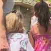 Menores tutelados por la Comunidad de Madrid disfrutan del verano con sus familias de acogida