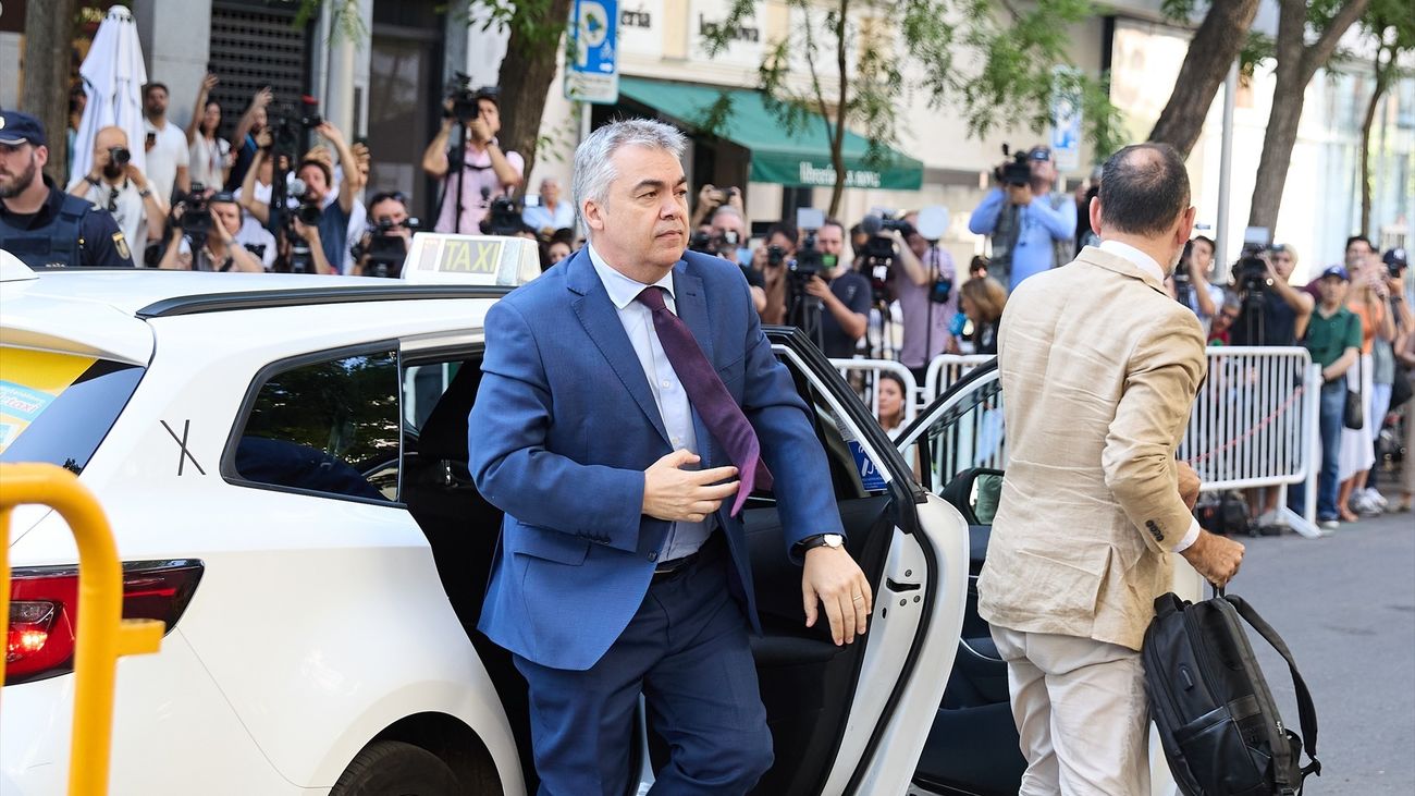 El juez del Supremo envía a prisión sin fianza a Santos Cerdán