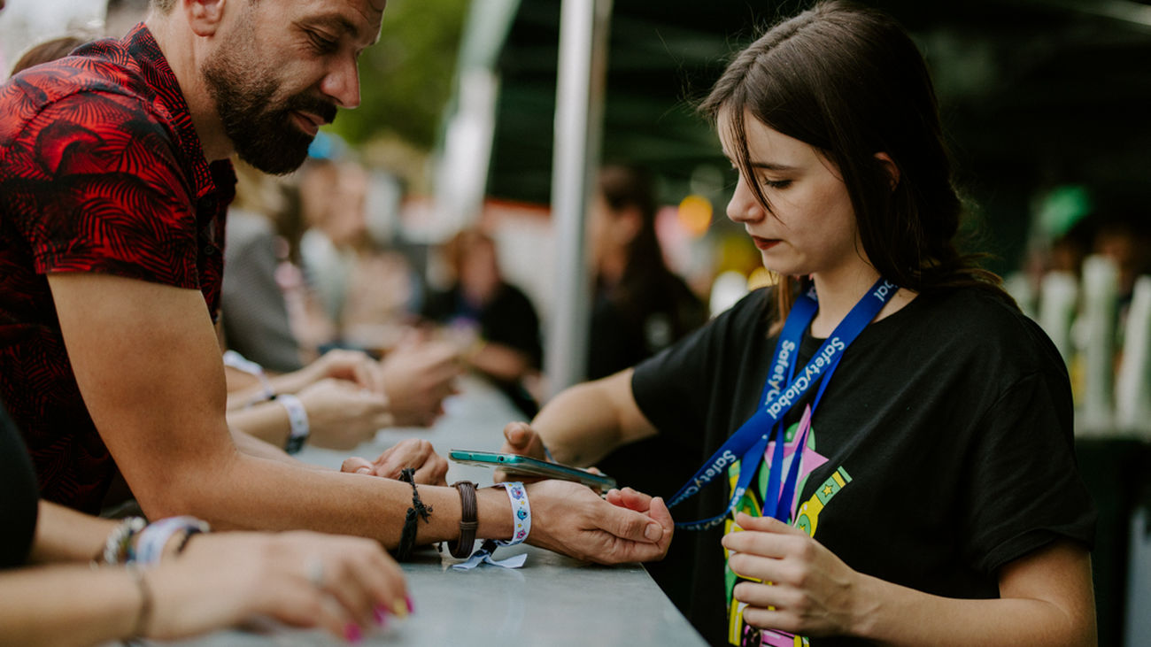 ¿Quieres trabajar en festivales este verano?