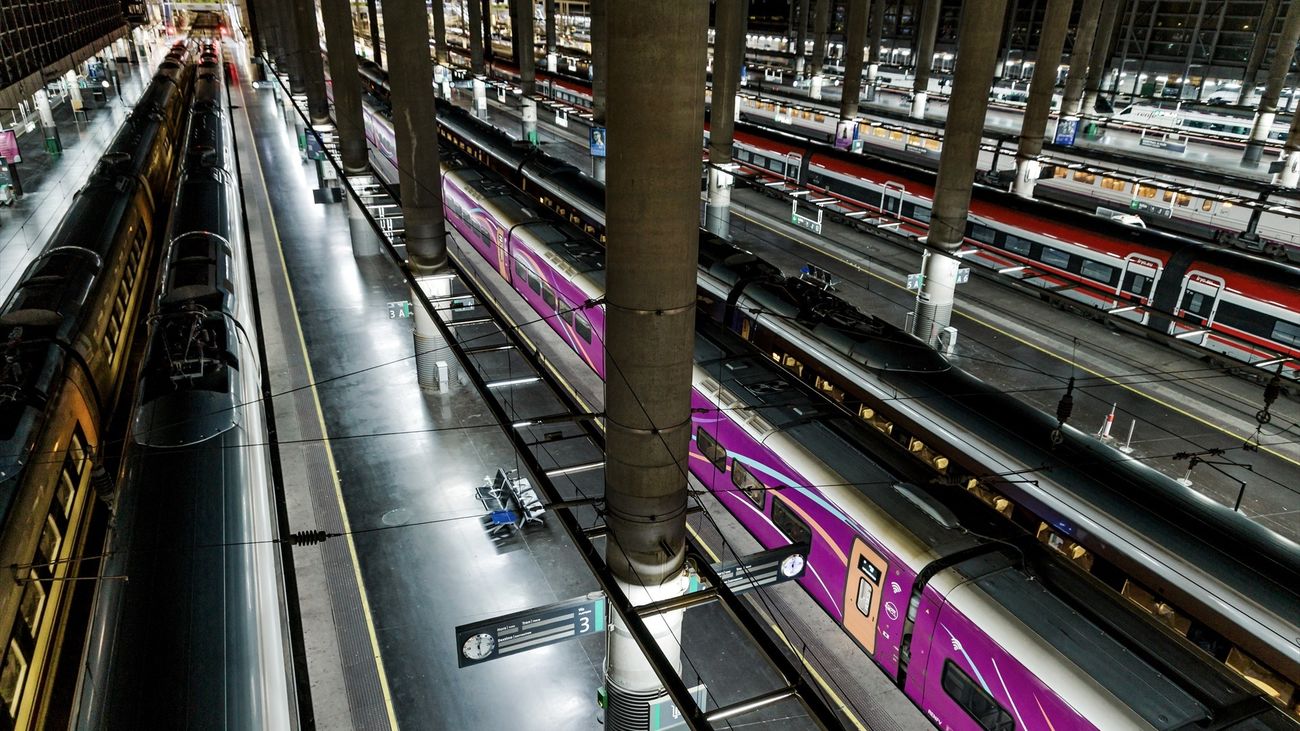 Los trenes de Alta Velocidad Madrid - Andalucía siguen sin circular por una avería en Toledo