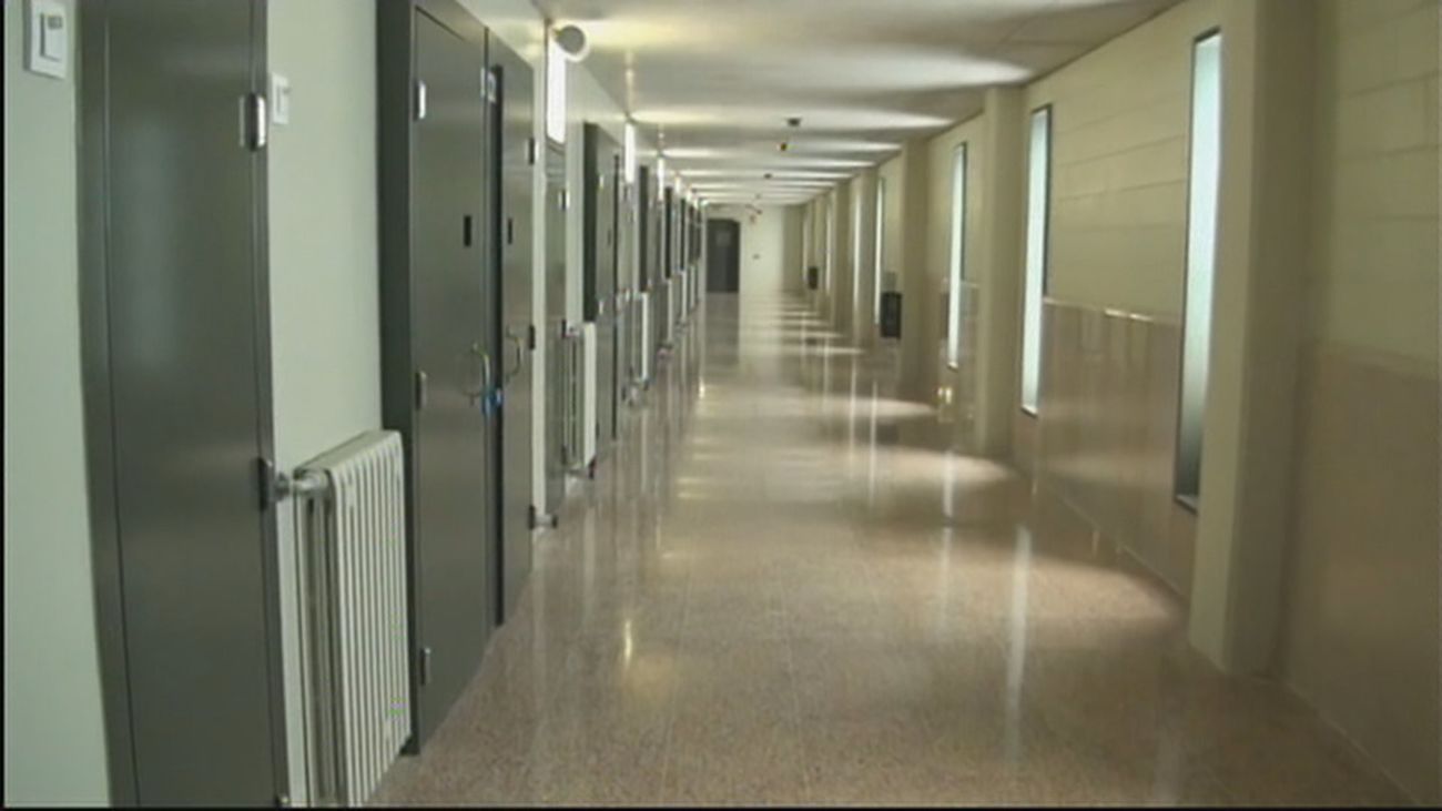 Sin uniforme carcelario ni deber de ducharse: así ha sido la primera noche de Cerdán en prisión