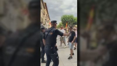 Cuatro detenidos en una concentración no autorizada ante el centro de acogida de Alcalá