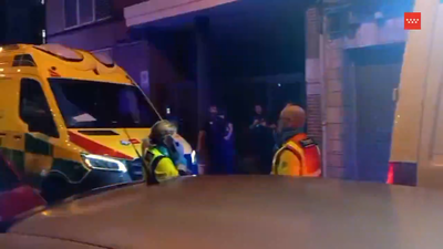 Herido muy grave al caer accidentalmente al patio interior de un edificio en Carabanchel