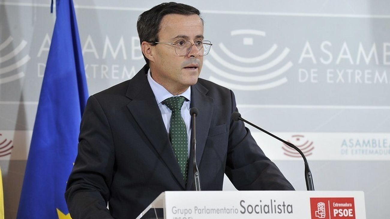 Gallardo acusa a la jueza que instruye su causa de "promocionarse" a su costa