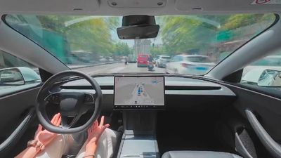 Madrid alerta sobre Tesla: los coches sin conductor no tienen los permisos para circular