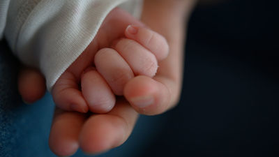 Las parejas lesbianas podrán inscribir a sus hijos en los hospitales sin necesidad de estar casadas