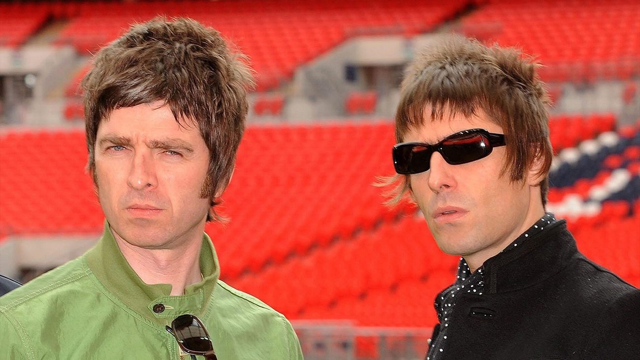 Del odio a los escenarios: Oasis se reconcilia en su esperado concierto en Cardiff