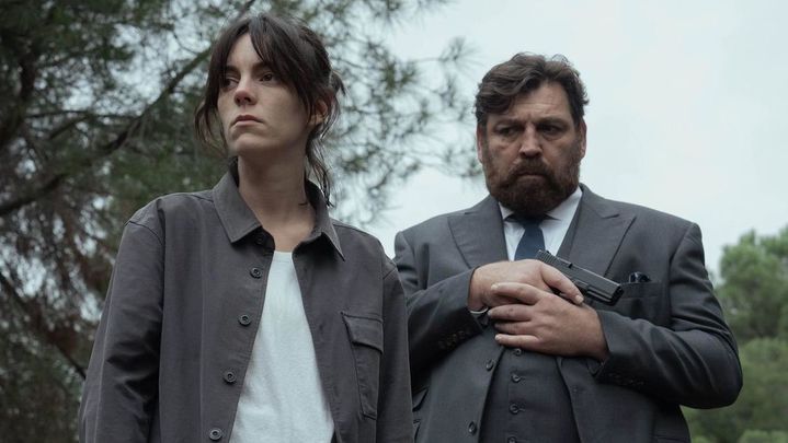 Reina Roja / Enseriados