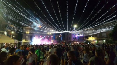 Agarraba del brazo a niñas y les decía que eran muy guapas: detenido por acoso sexual en las fiestas de Usera