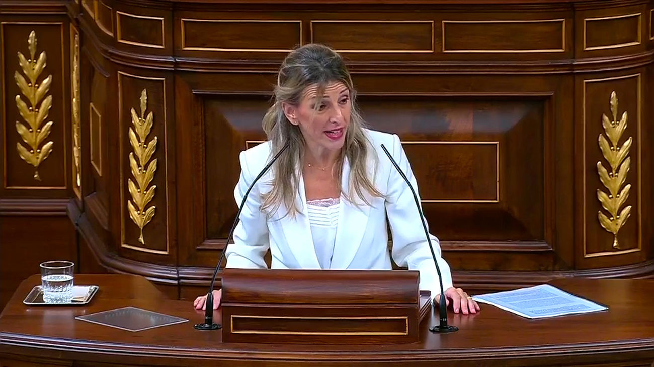 Yolanda Díaz exige a Sánchez que cambie el rumbo: "Gobernar no es resistir, es transformar"