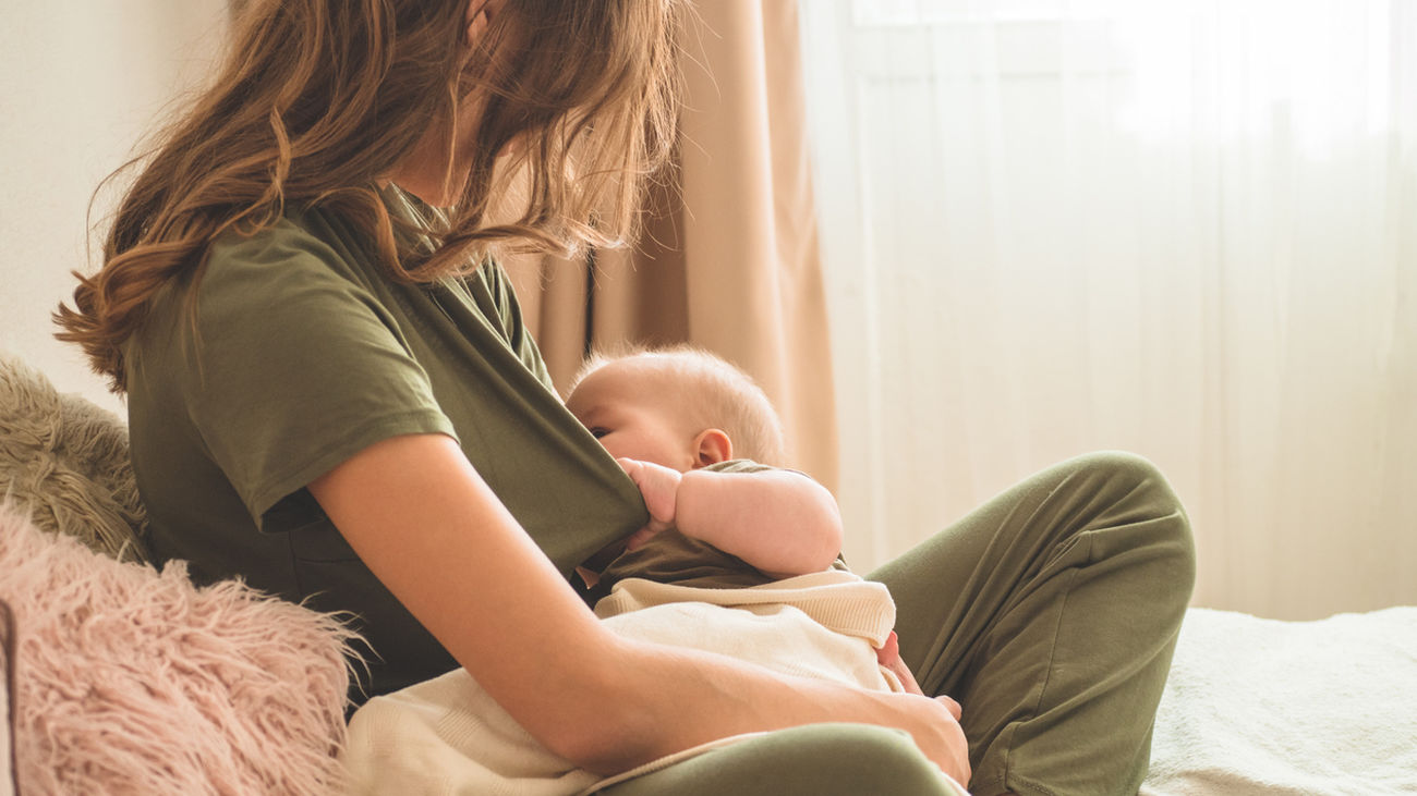 El primer mes de lactancia protege al bebé frente a la resistencia a los antibióticos