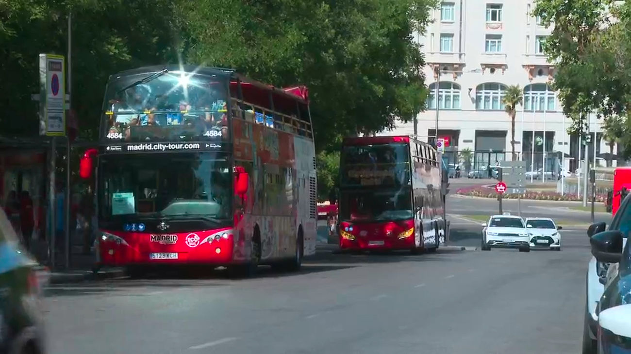 Madrid reduce las rutas y frecuencias de los autobuses turísticos para mejorar la movilidad