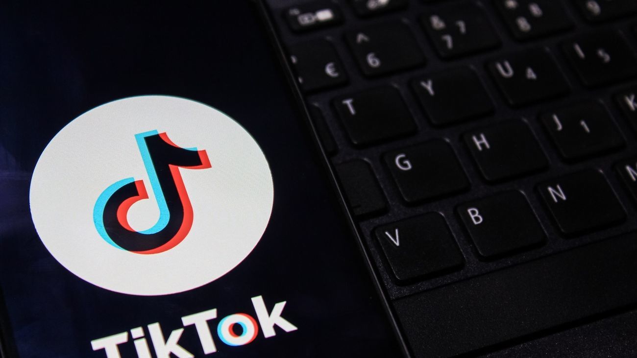 La Audiencia Provincial de Madrid envía a juicio a un tiktoker que sometió a dos menores a conductas "denigrantes"