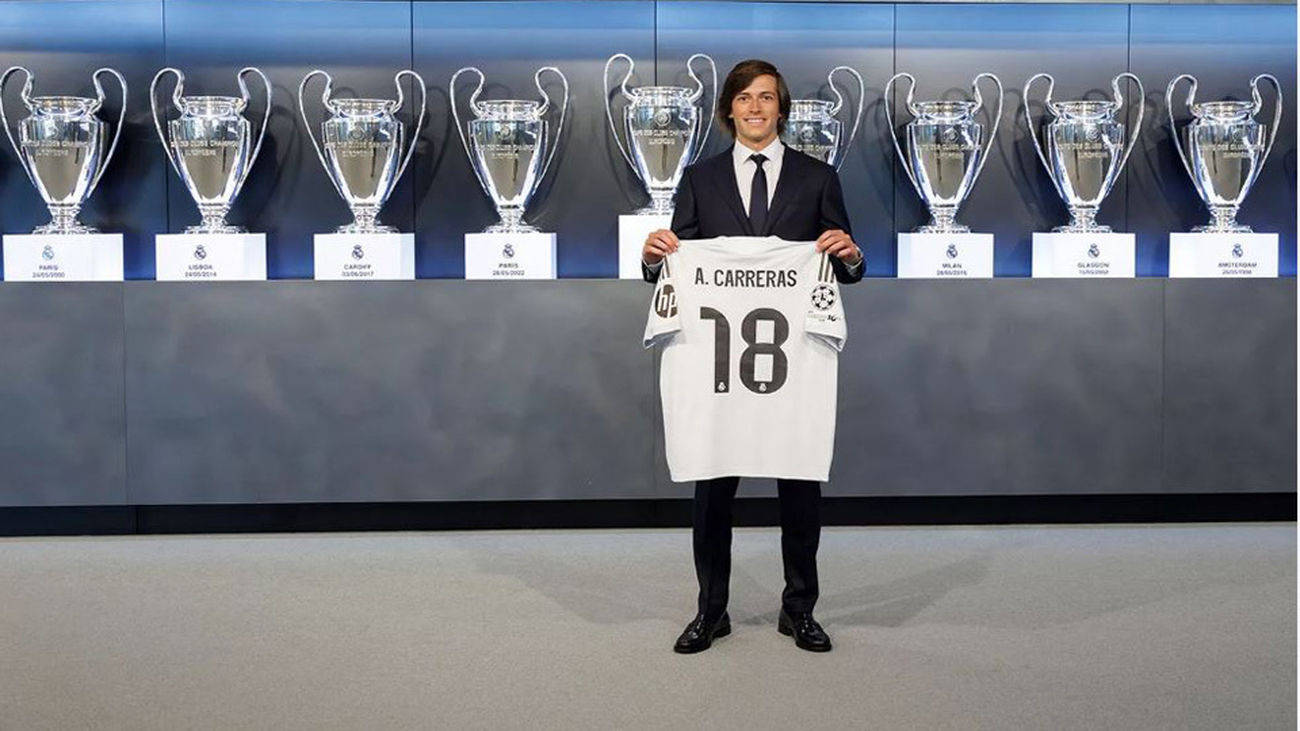 Álvaro Carreras: "Abro una puerta gigante, estoy preparado para darlo todo"