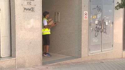 El 'caso Montecarmelo': urbanizaciones de Madrid toman medidas contra los repartidores
