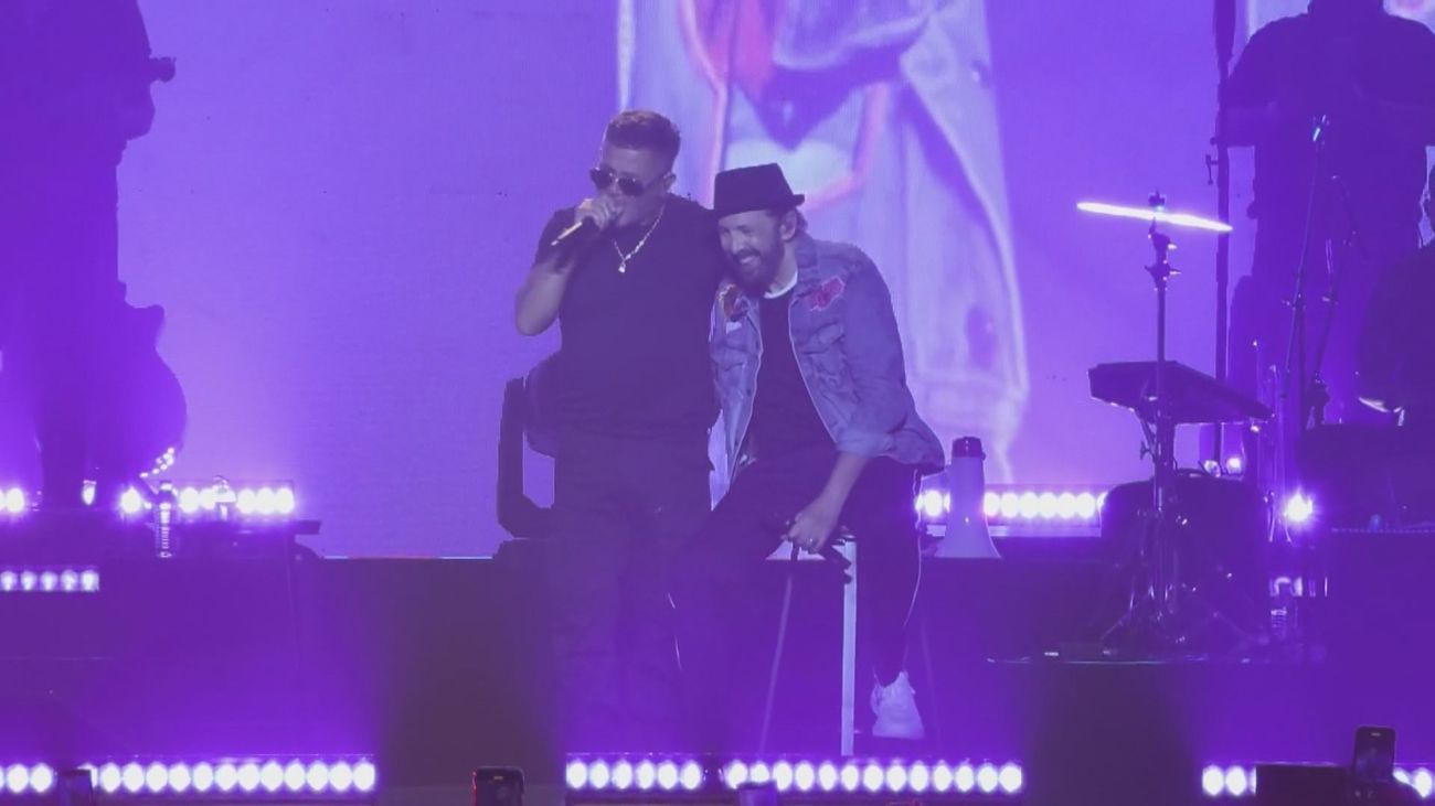 Alejandro Sanz sorprende en el concierto de Juan Luis Guerra ante un Movistar Arena entregado