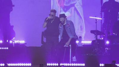 Alejandro Sanz sorprende en el concierto de Juan Luis Guerra ante un Movistar Arena entregado