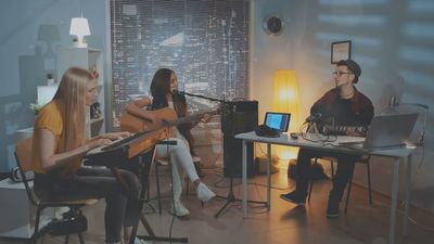 Artistas como Álex Ubago o Rozalén exigen protección legal a la UE ante el uso indebido de la IA