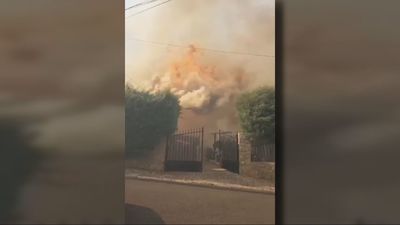 Navalcarnero y Villamanta, en alerta por el incendio de Méntrida, que ha llegado a cortar la A-5