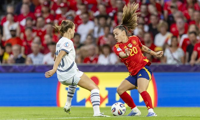 Claudia Pina ante Suiza / EFE