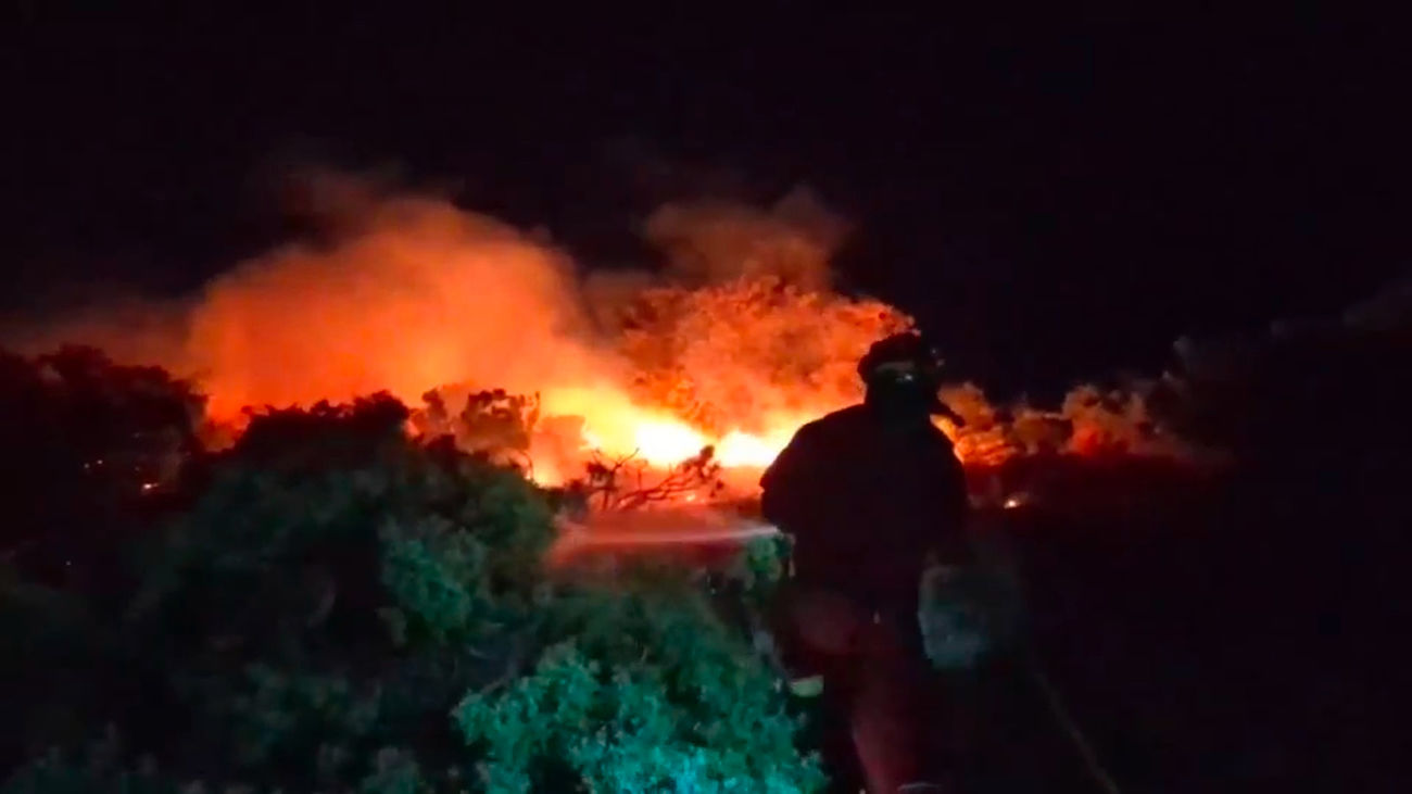 Estabilizado el incendio de Ibi (Alicante) sin que haya crecido el perímetro del fuego