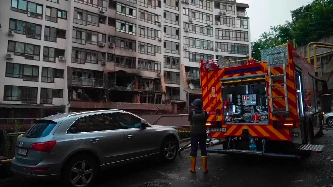 Nuevo ataque masivo de Rusia contra Ucrania con más de 400 drones y misiles balísticos