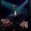 Susto en pleno concierto: Katy Perry sufre un incidente aéreo durante su show en San Francisco