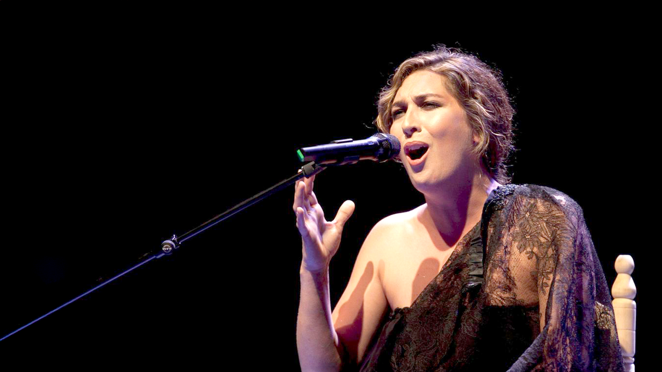 Estrella Morente fusiona flamenco y jazz y homenajea a grandes cantantes en el Teatro Real
