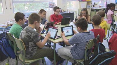 Los alumnos de Infantil y Primaria no usarán dispositivos digitales individuales en las aulas a partir del próximo curso