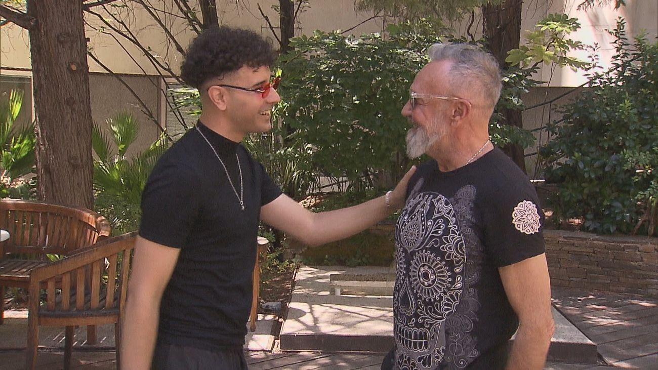 Rafa Sánchez y Dakles homenajean 'La Movida' madrileña con 'Fantasy'