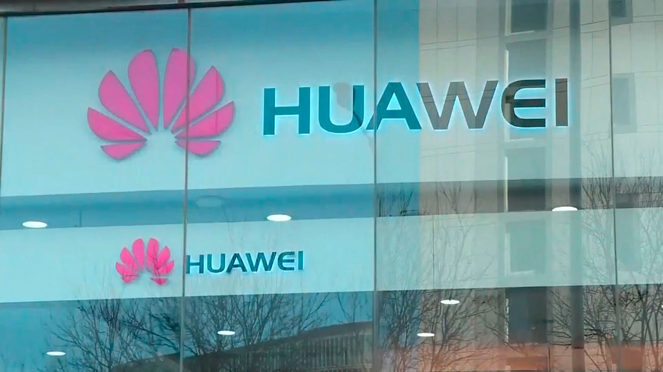España desafía a la UE y firma contrato con Huawei pese a advertencias de seguridad