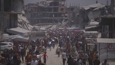 Israel mata a 24 gazatíes y deja 300 heridos mientras esperaban la llegada de ayuda