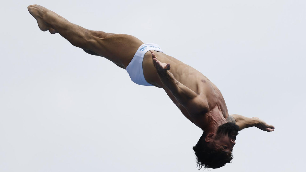 Carlos Gimeno, subcampeón del mundo, hace historia en saltos de gran altura