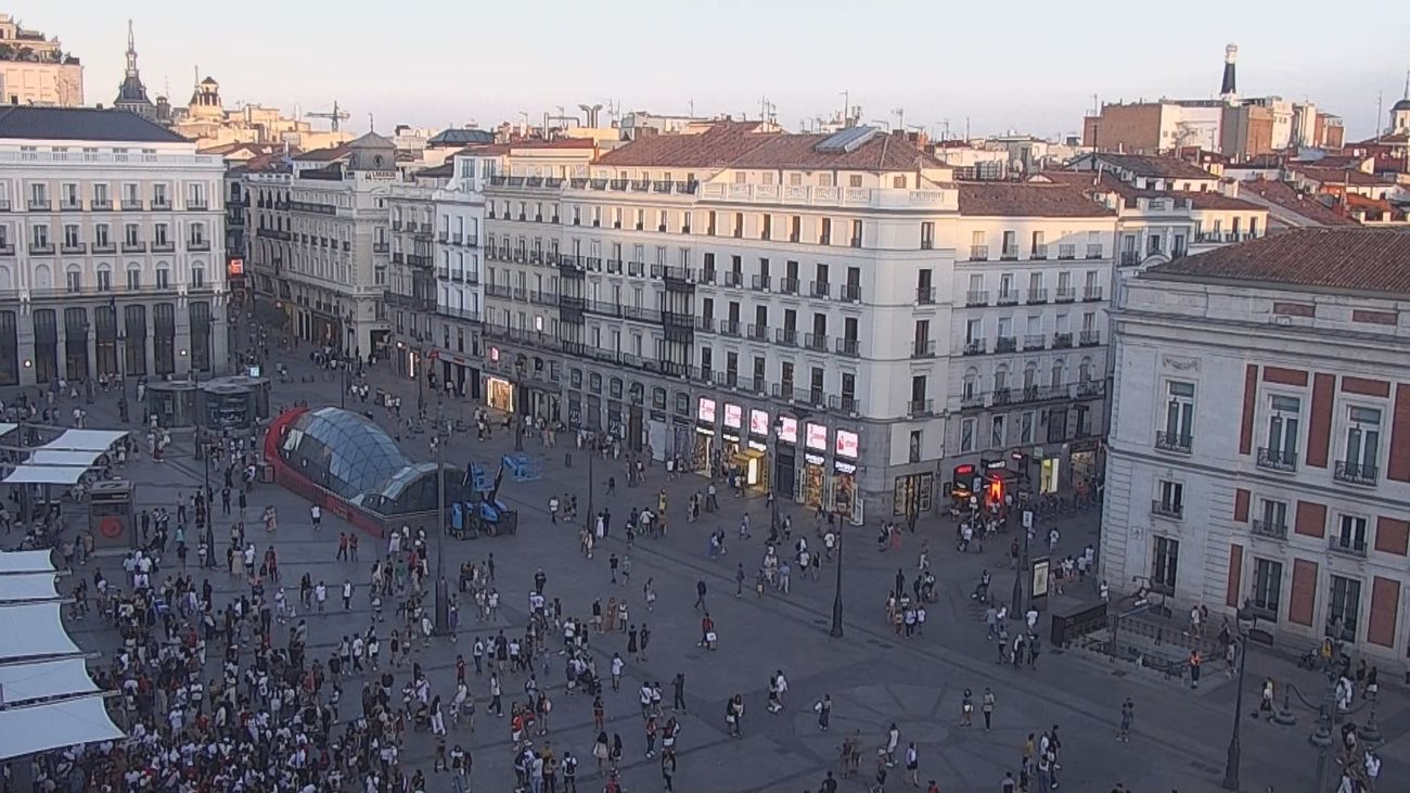 Temperaturas máximas en descenso ligero con 33ºC en el centro y sur de la región