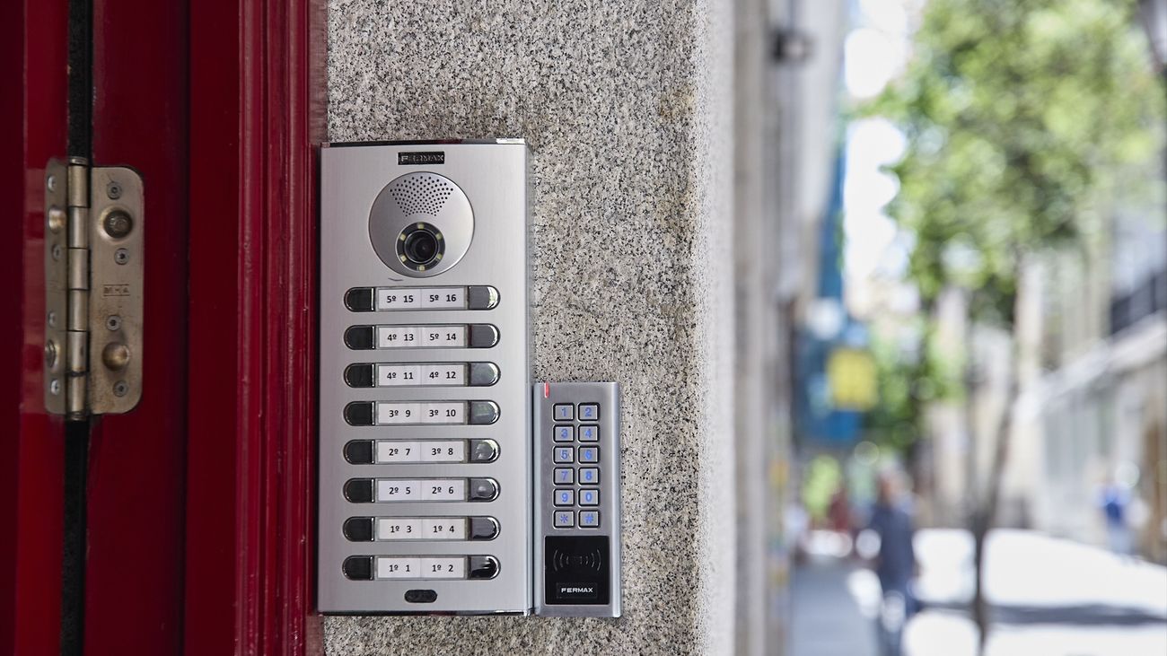 ¿Desaparecerán también los pisos turísticos sin licencia de los edificios residenciales?