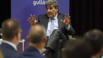 Escrivá avisa de que la economía española "vive del Plan de Recuperación" de la UE