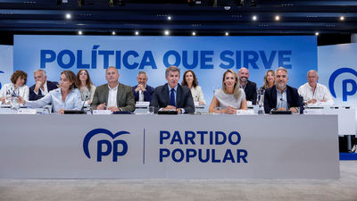 El PP presenta una nueva estructura con ocho vicesecretarías y Tellado como secretario general