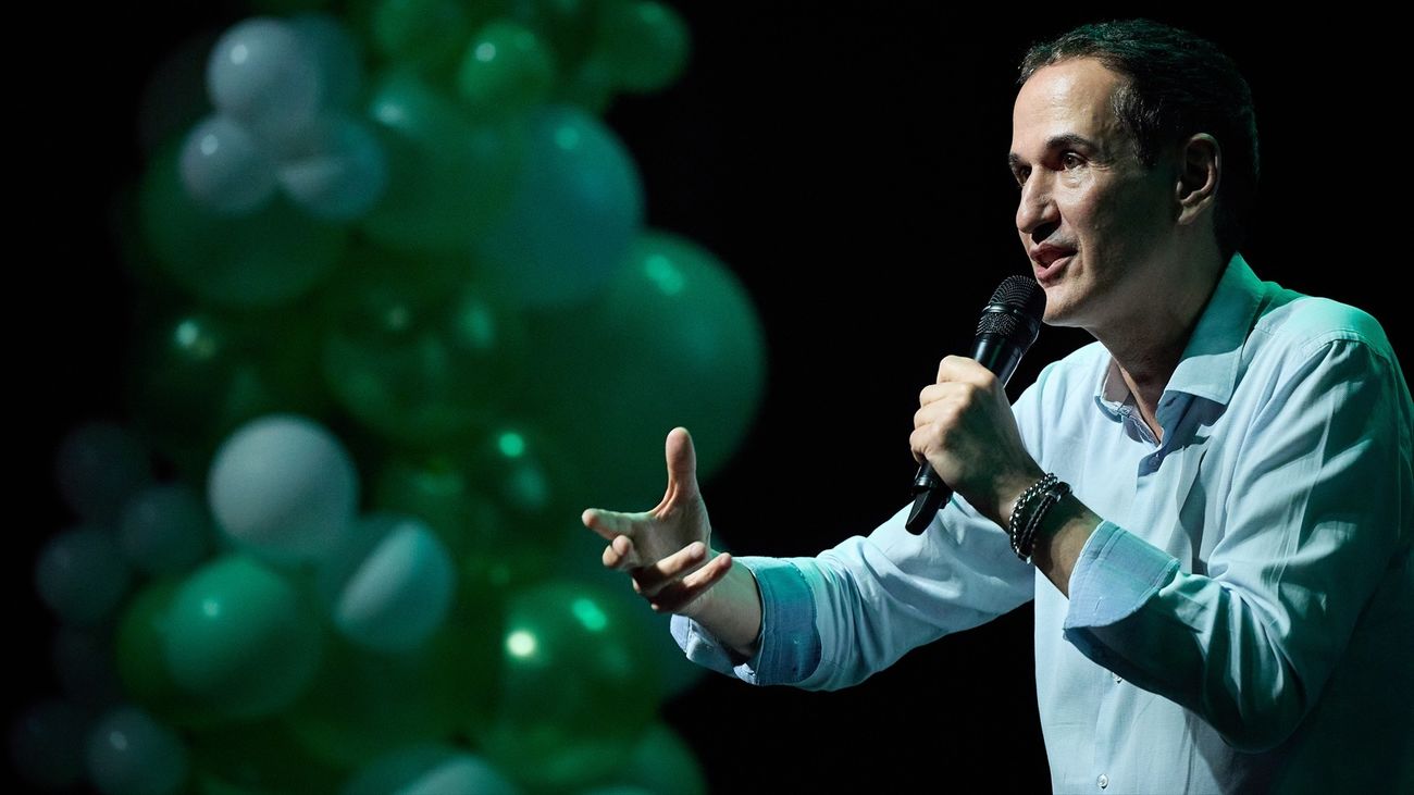 Roberto Santiago: "Estoy escribiendo el nuevo libro de 'Los Futbolísimos'"