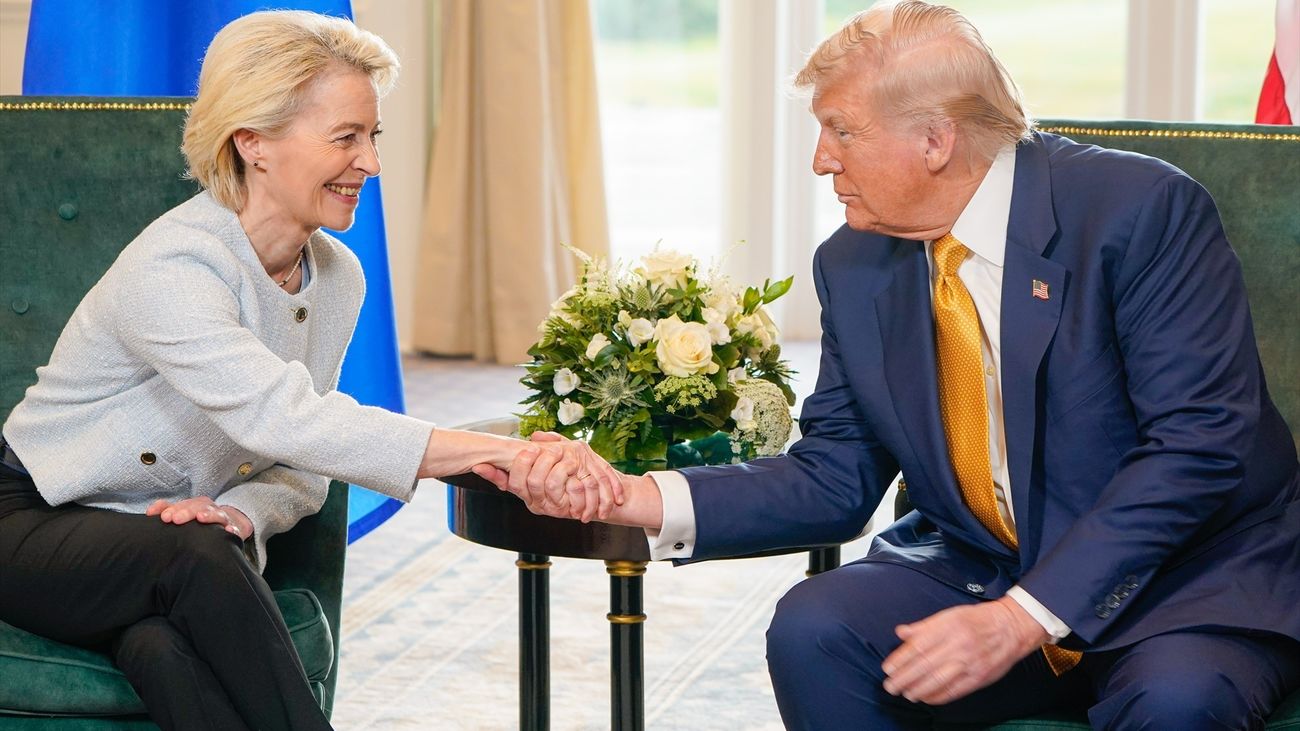 Críticas en Bruselas al pacto de aranceles Von der Leyen-Trump