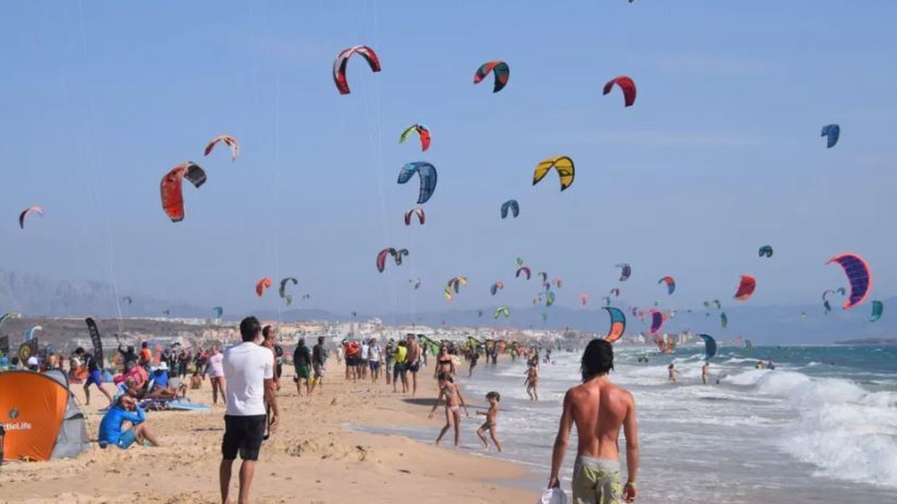 Kitesurf, motos de agua y camas elásticas, los deportes que causan más lesiones en verano