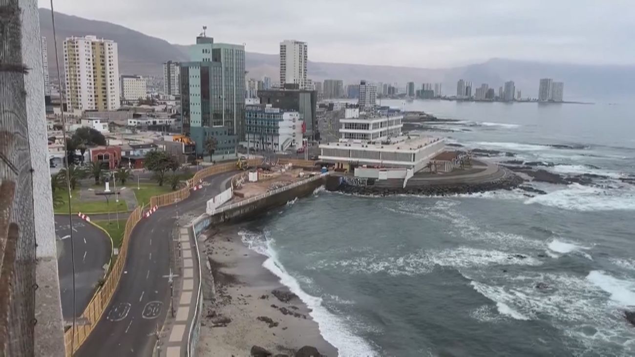 El Pacífico va recobrando el pulso tras reducirse la amenaza de tsunami