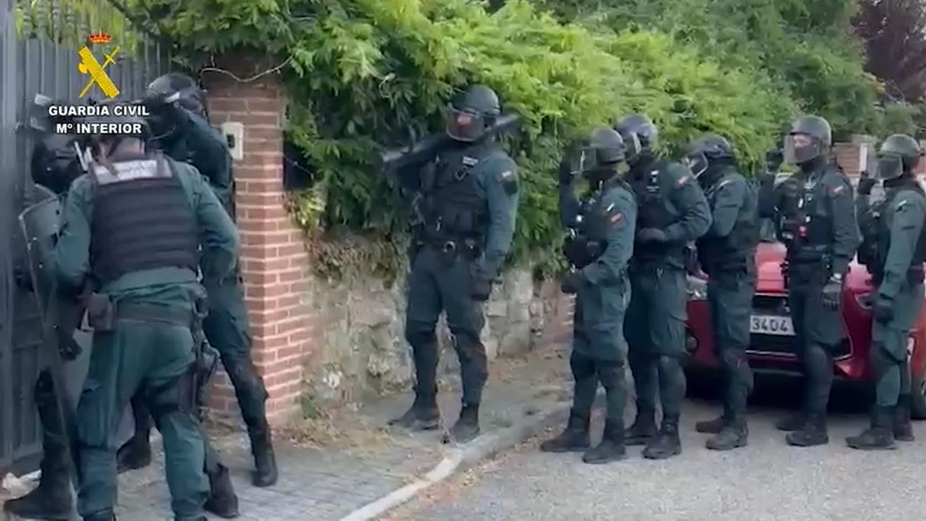 Desmantelada una plantación de marihuana en una vivienda de Miraflores de la Sierra