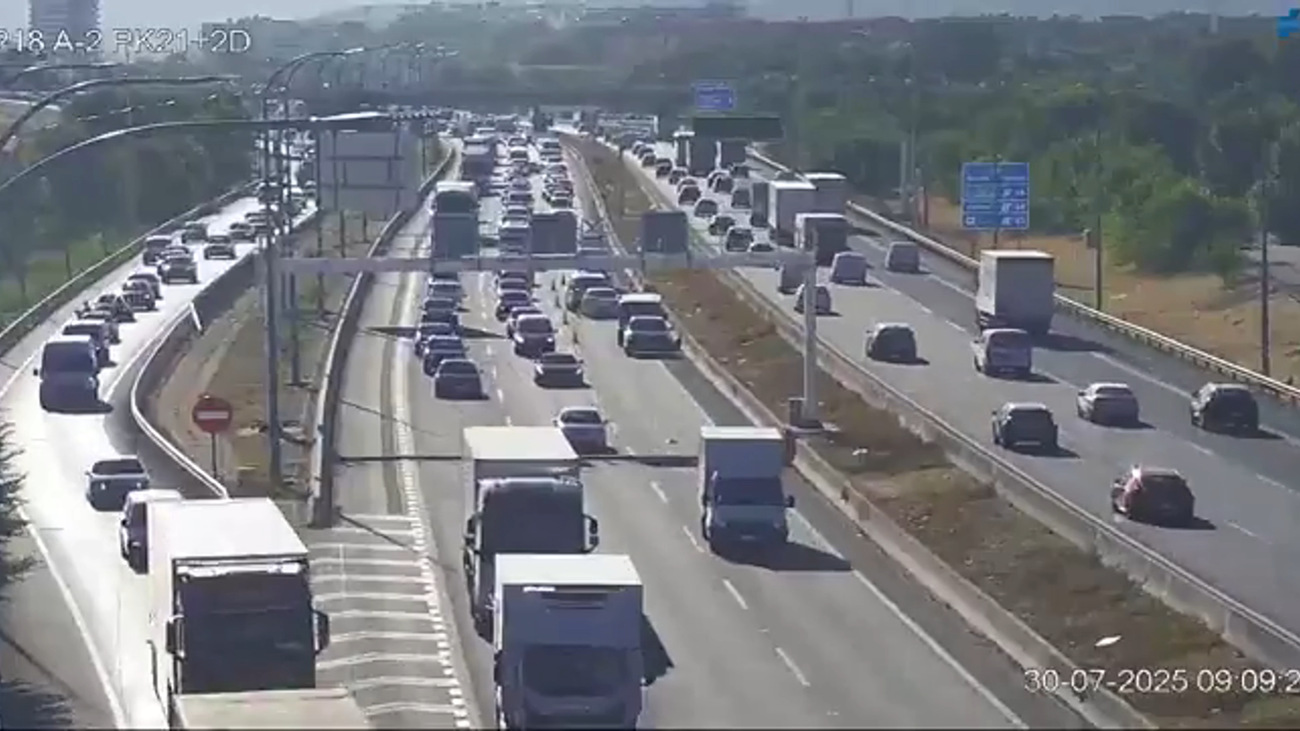 Dos accidentes de tráfico en  Alcorcón y Torrejón de Ardoz provocan kilómetros de retenciones en las entradas a Madrid