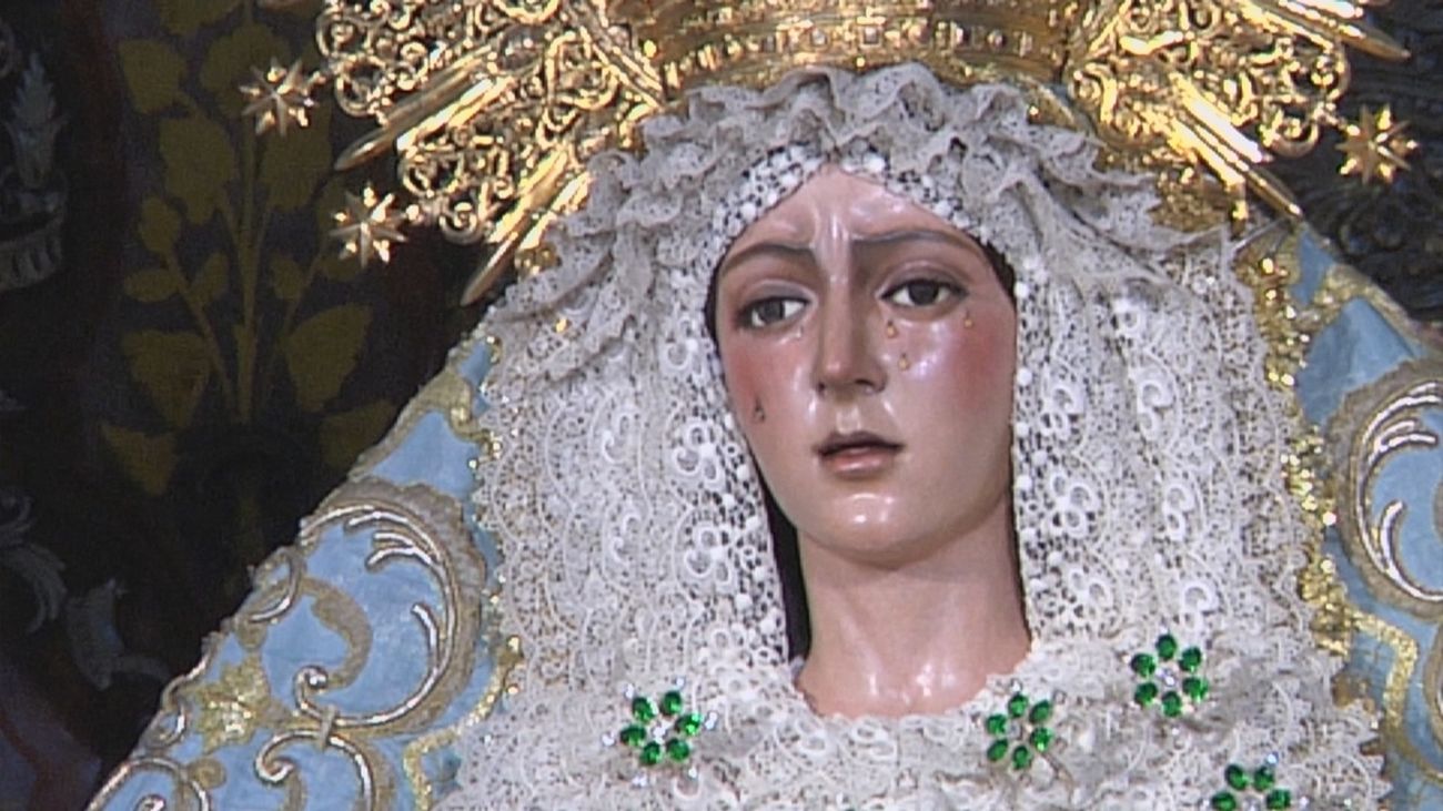 La Macarena será restaurada por Pedro Manzano tras el visto bueno de un cabildo multitudinario