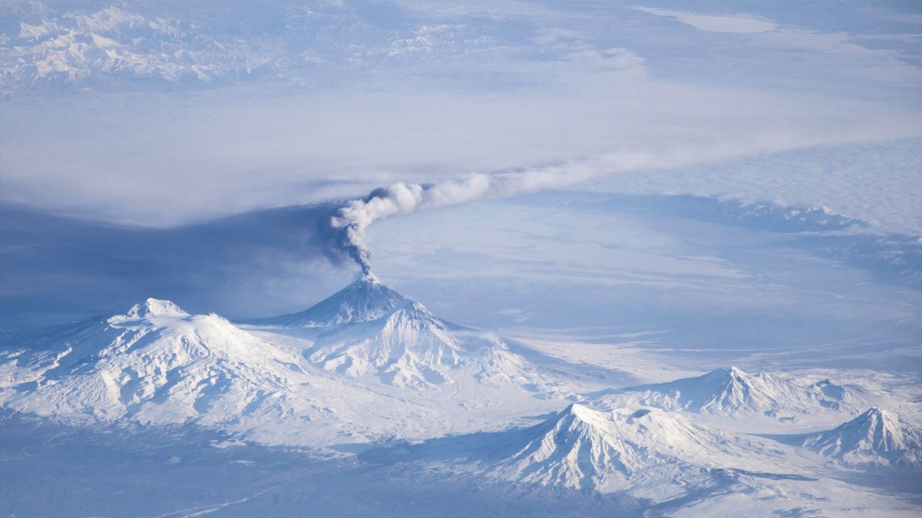 Imagen del volcán Kliuchevskoi en Rusia