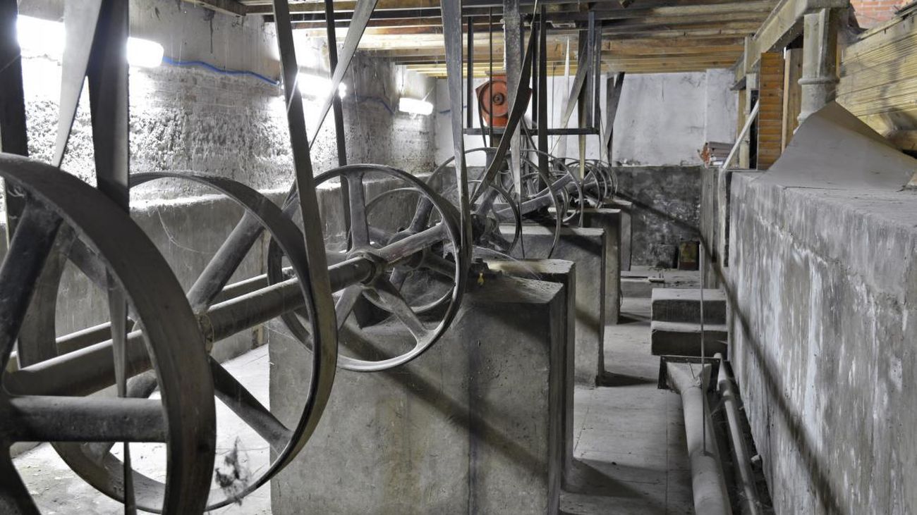 Interior de la fábrica de harinas 'La Esperanza', en Alcalá de Henares