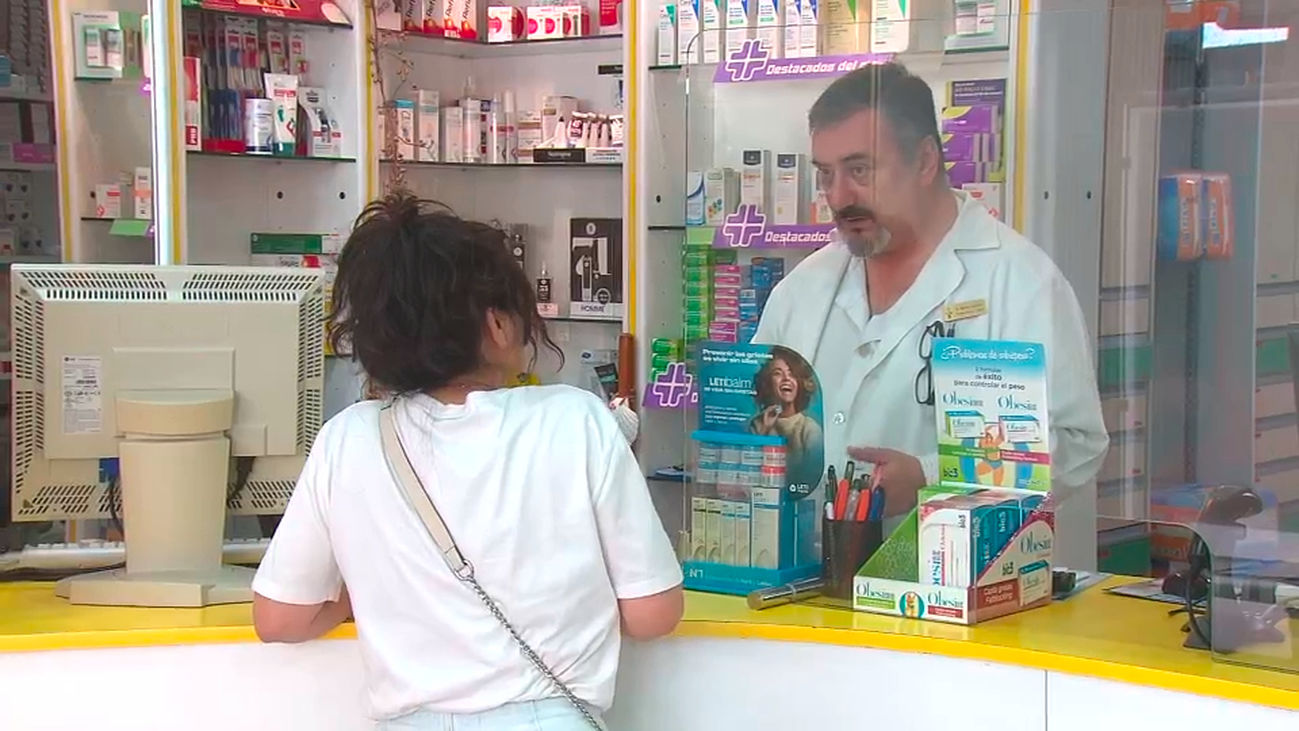Las farmacias de Madrid podrán abrir 24 horas y ofrecer medicamentos a domicilio
